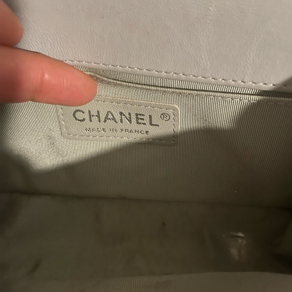 Small Chanel Boy Bag - Picture 5 of 6